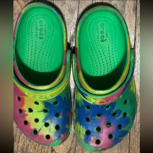 Crocs - Picture 2 of 3